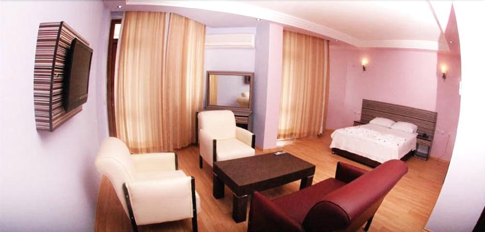 ZEL HOTEL photo 3
