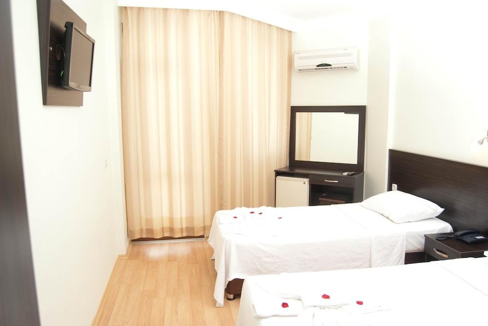 ZEL HOTEL photo 4
