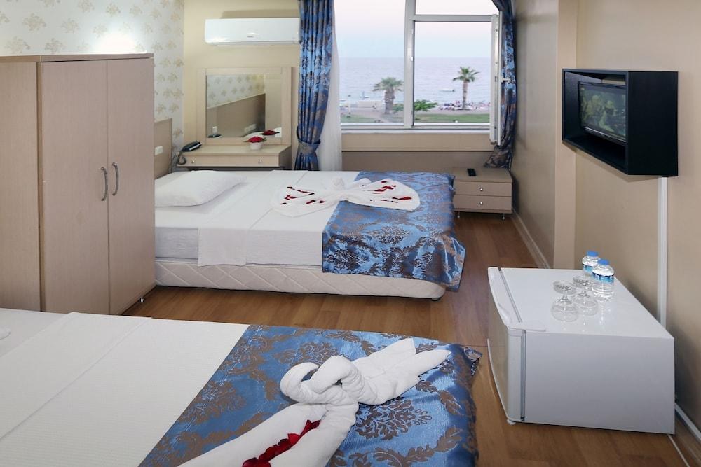 ERDEM HOTEL photo 2