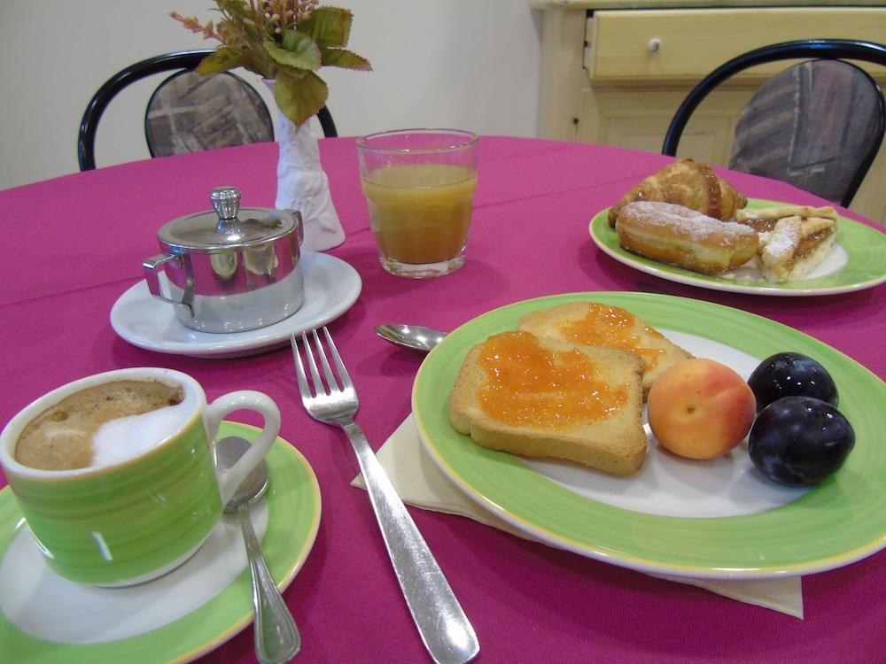 Savoia photo 2