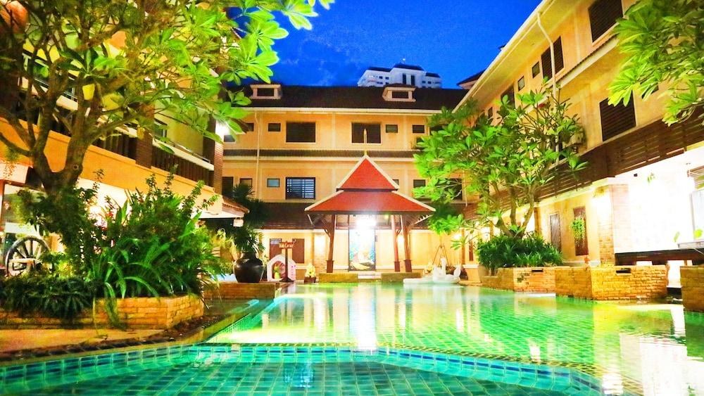 AIYAREE PLACE photo 1