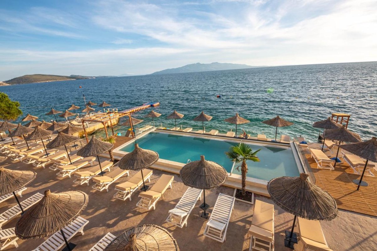 JAROAL HOTEL photo 2