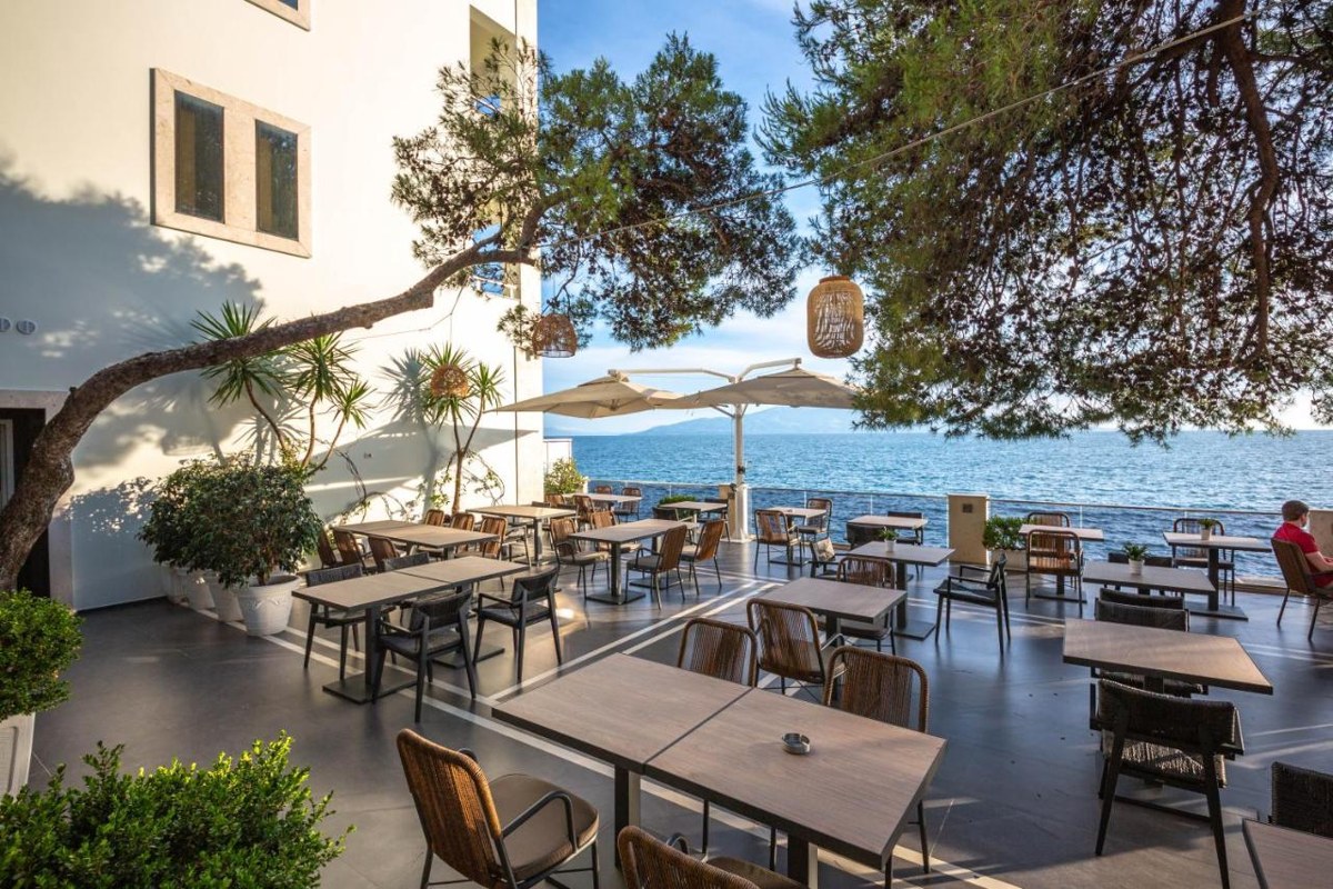 JAROAL HOTEL photo 4