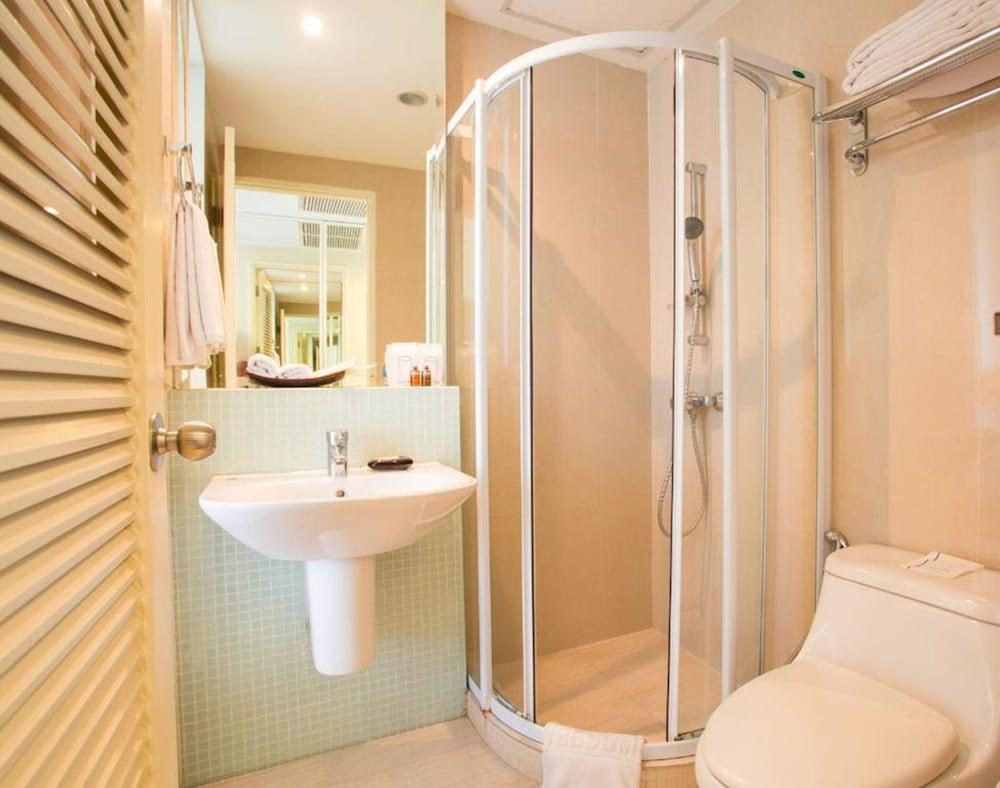 APHRODITE INN photo 3