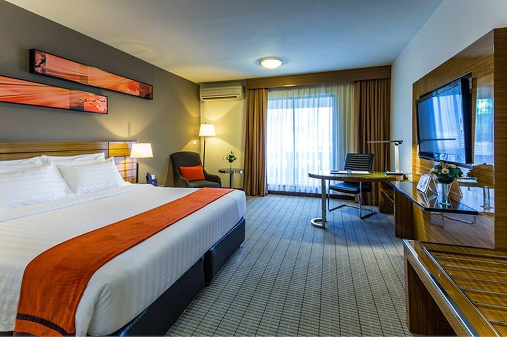 Maple Hotel photo 2