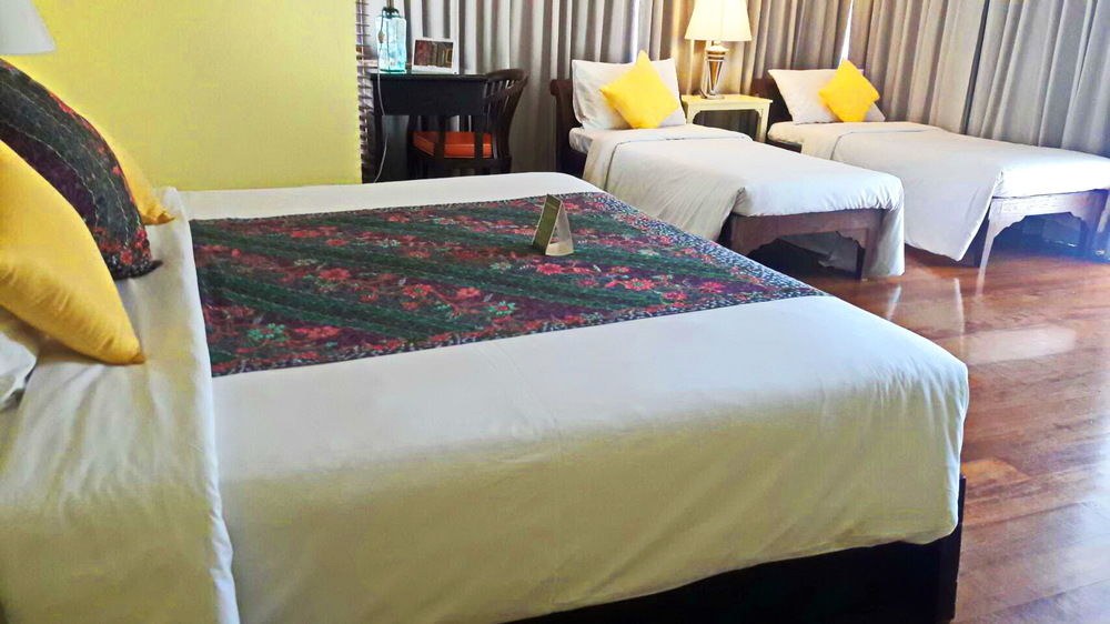 Baan Bayan Beach Hotel photo 1