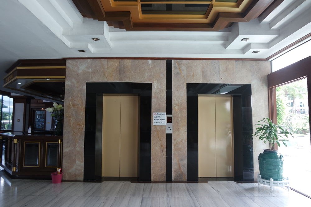 Welcome Plaza photo 1