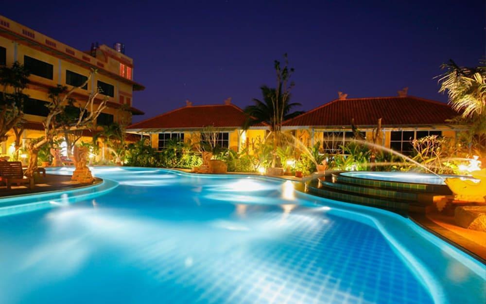 AOCHALONG VILLA RESORT AND SPA photo 2