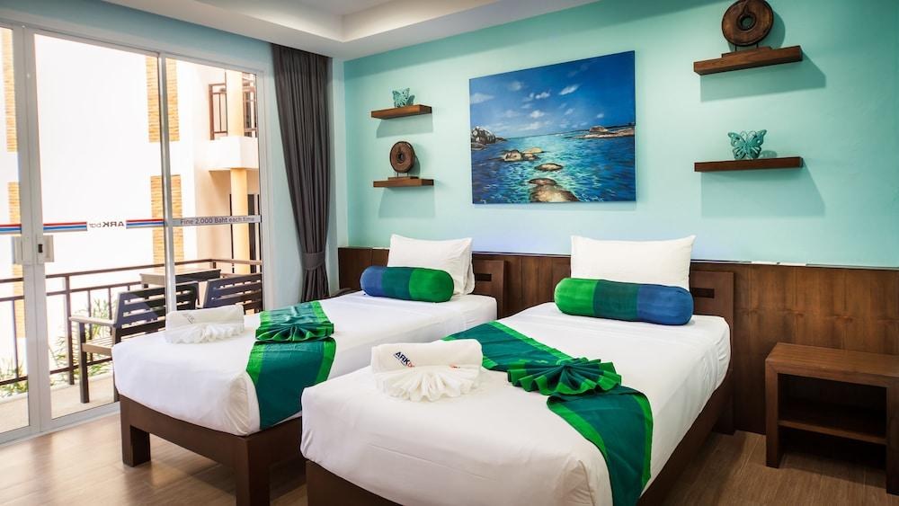 ARK BAR BEACH RESORT photo 4