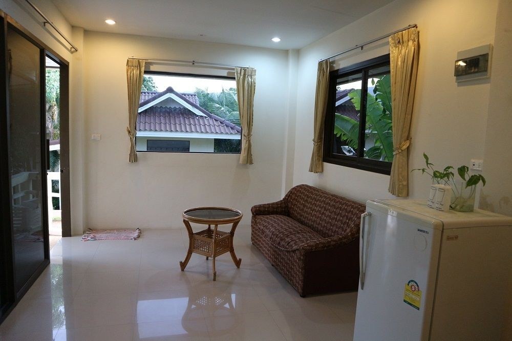 Baan Saen Sook Villas