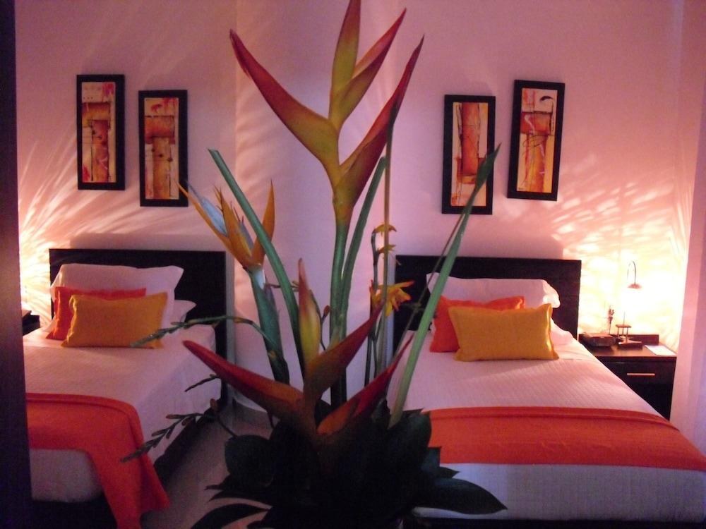 ATLANTIC LUX HOTEL photo 2