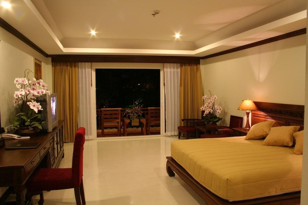 Avalon Beach Resort photo 4