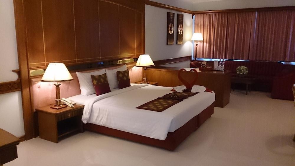 CAMELOT HOTEL PATTAYA photo 3