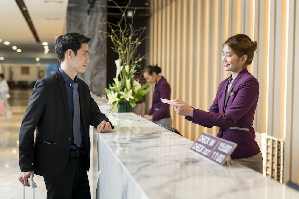 TK PALACE HOTEL photo 3