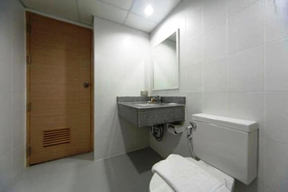 Gateway Hotel photo 3
