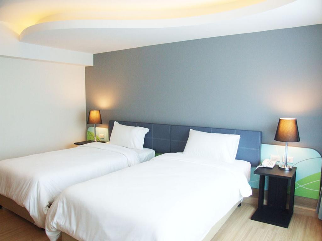 GRAND TOWER INN SATHON