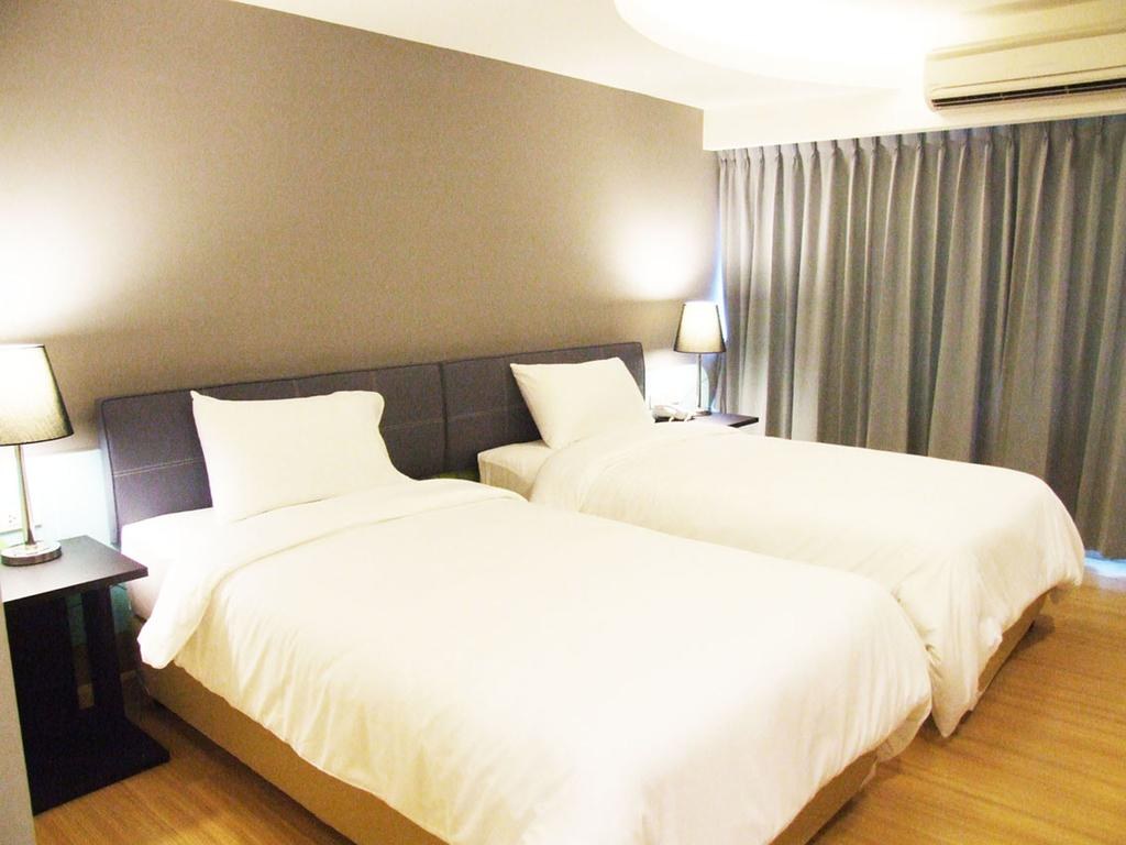GRAND TOWER INN SATHON photo 1