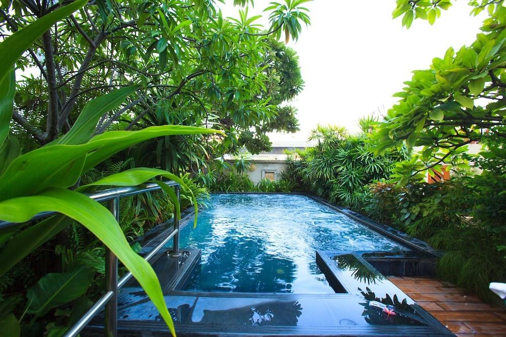 NANA HOTEL BANGKOK photo 3