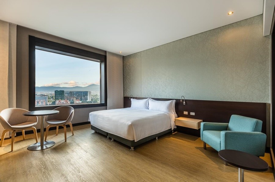 DOUBLE TREE BY HILTON BOGOTA SALITRE AR photo 4