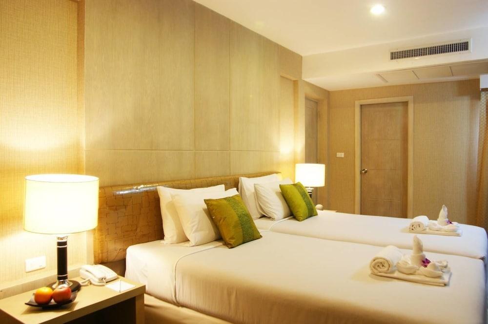 NIRAN GRAND BANGKOK photo 2