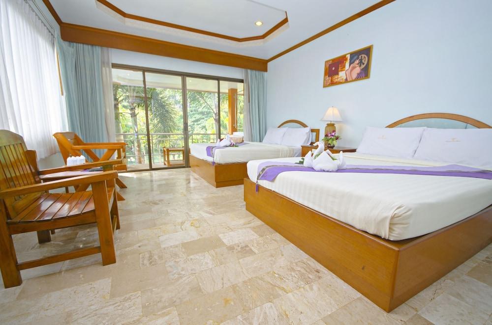 DIAMOND CAVE RESORT AND SPA photo 2