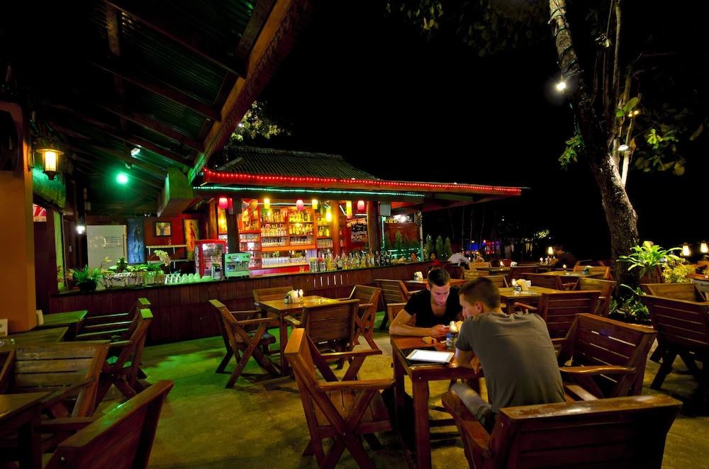 DIAMOND CAVE RESORT AND SPA photo 3