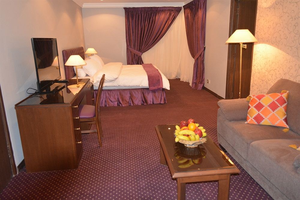 CARLTON TOWER HOTEL