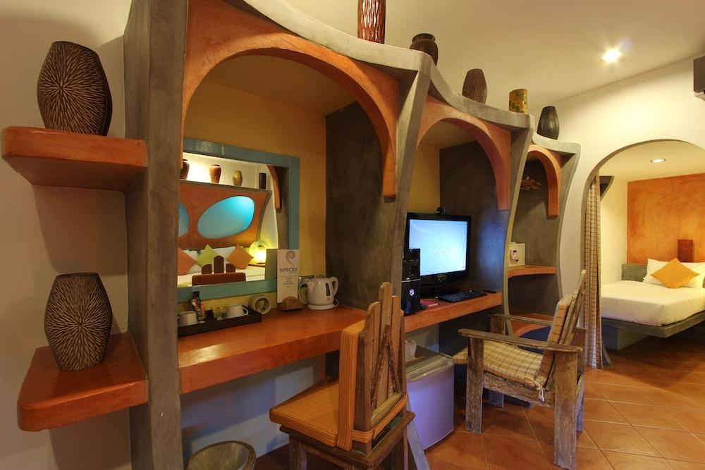 PANDORA HOTEL photo 2