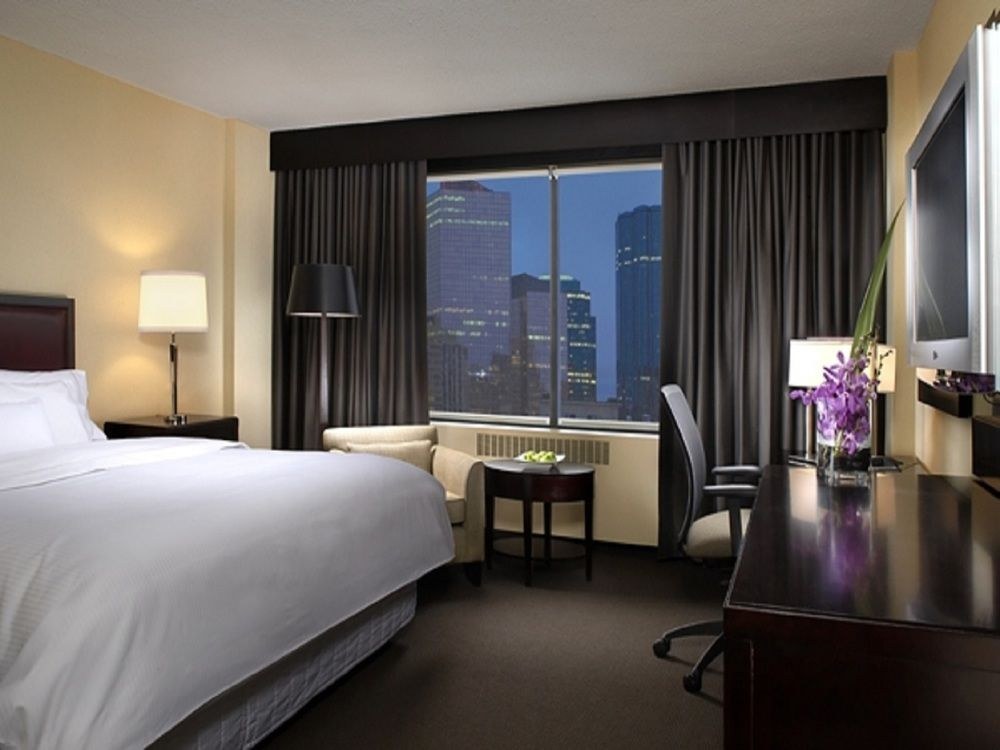 WESTIN EDMONTON photo 2