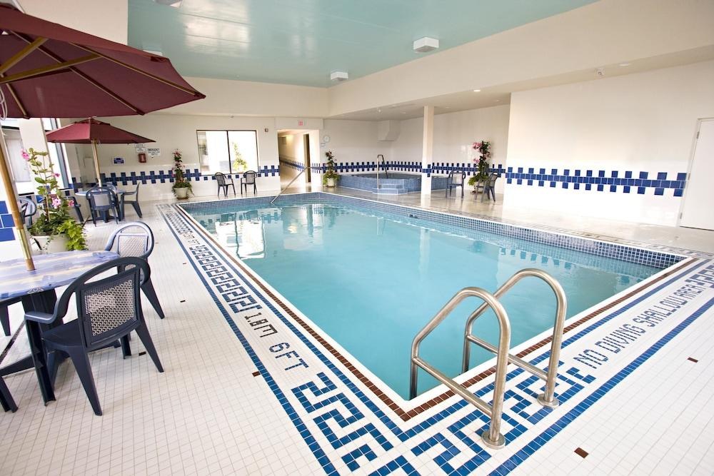 COMFORT INN FALLSVIEW photo 4