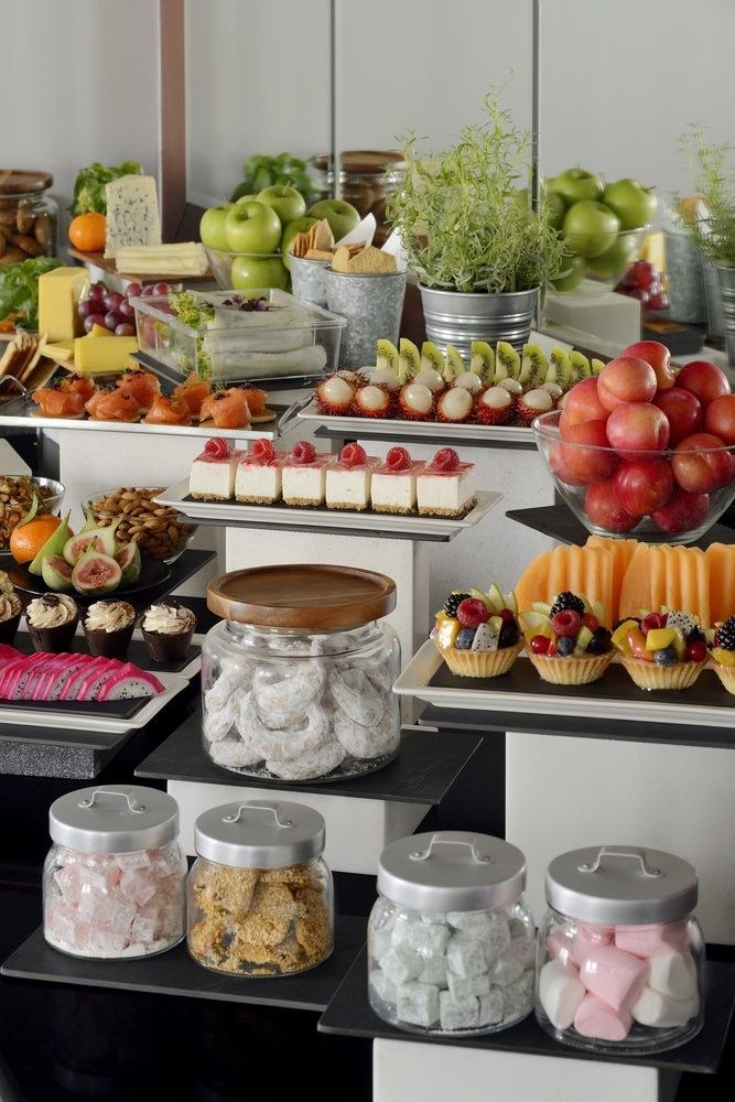 MOVENPICK BUR DUBAI HOTEL photo 1