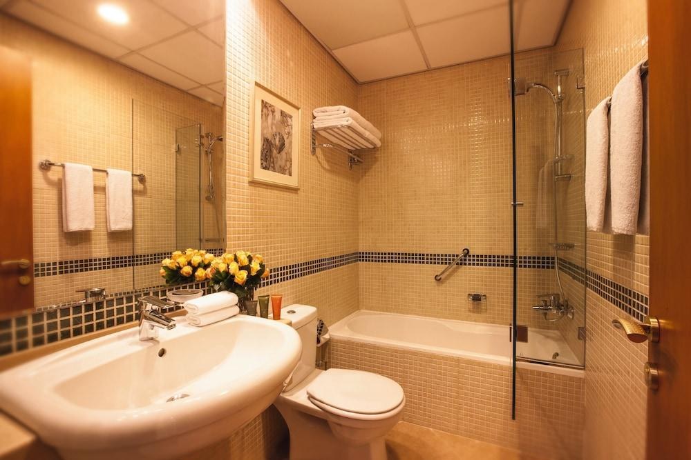 MOVENPICK BUR DUBAI HOTEL photo 3