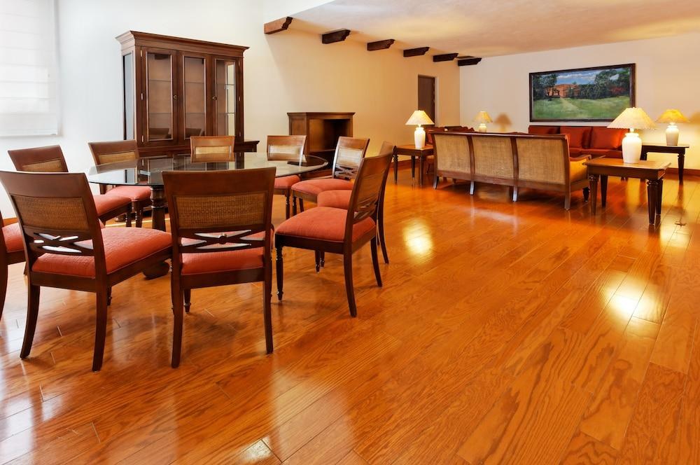 HOLIDAY INN MERIDA photo 4