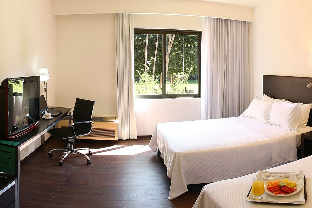 FIESTA INN XALAPA photo 1