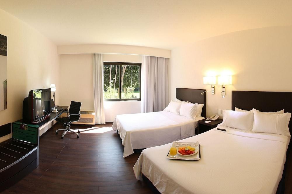FIESTA INN XALAPA photo 3
