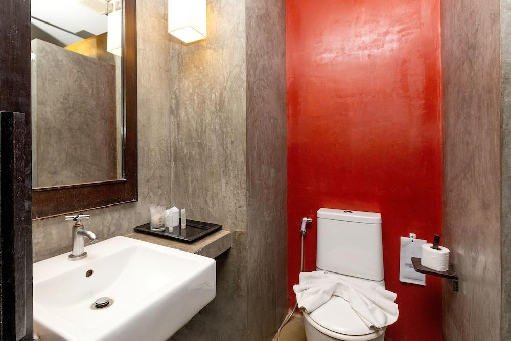 PHUKETA THE HIP SERVICED APARTMENT AND HOTEL photo 3