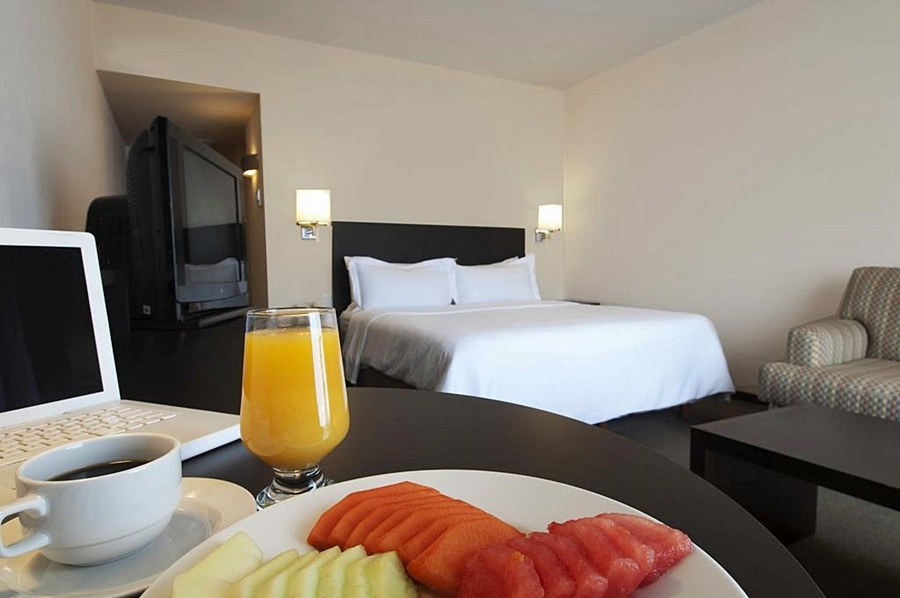 FIESTA INN CUERNAVACA