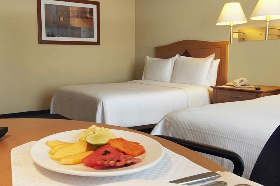 FIESTA INN CUERNAVACA photo 1