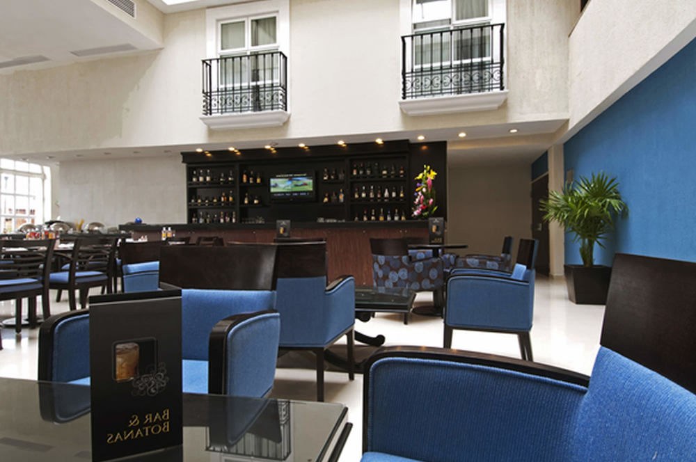 FIESTA INN TOLUCA CENTRO