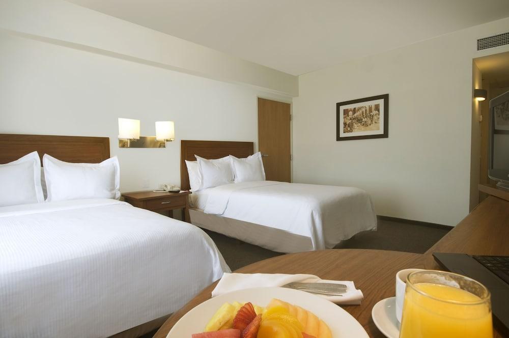 FIESTA INN EXPRESS PUEBLA FINSA photo 4
