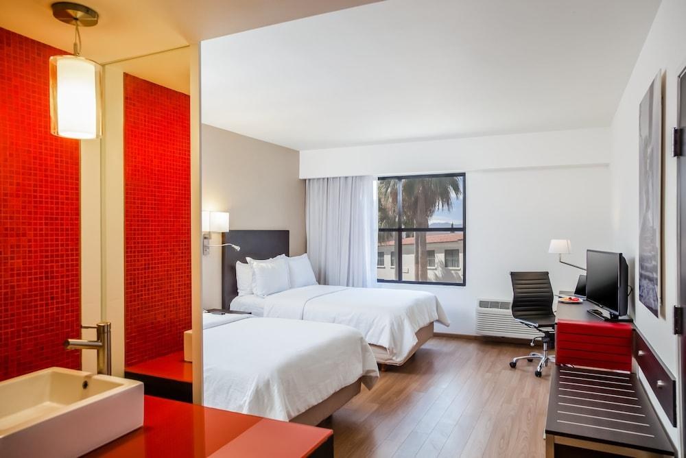 FIESTA INN SALTILLO photo 2