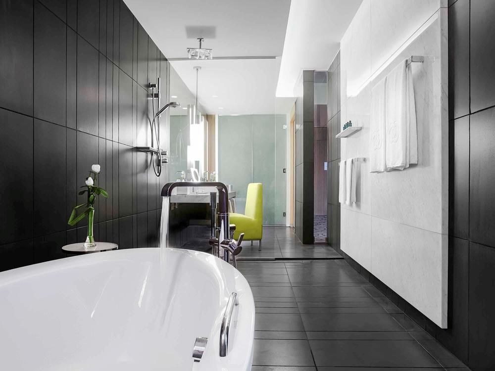Sofitel Dubai Downtown photo 2