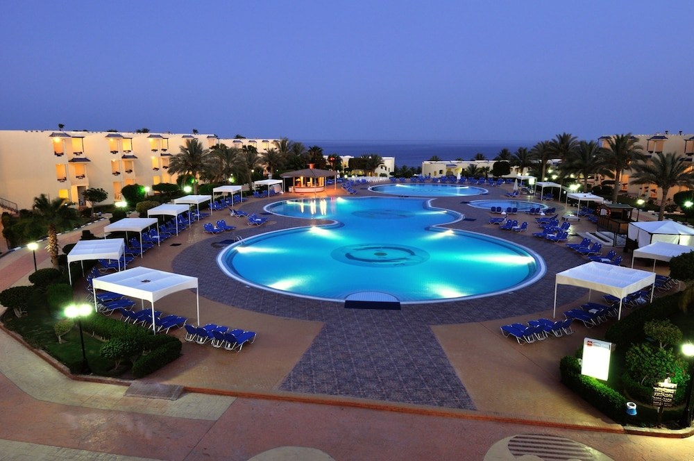 AA GRAND OASIS