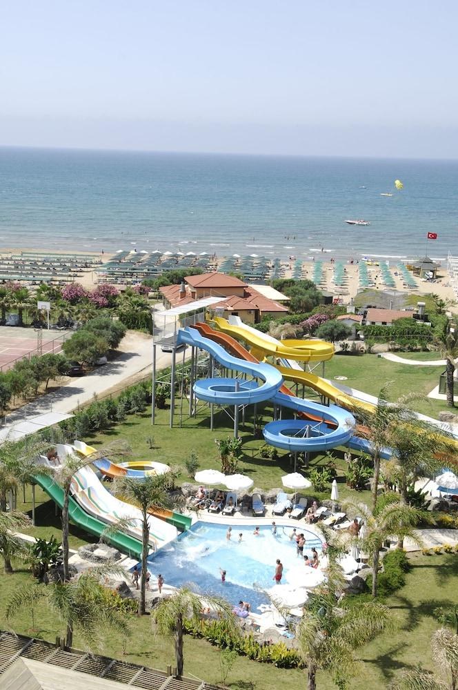 SUNIS KUMKOY BEACH RESORT HOTE photo 4