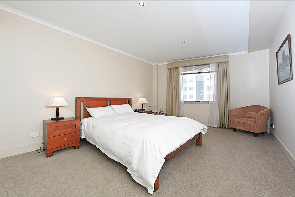 AVENUE HOTEL CANBERRA photo 1