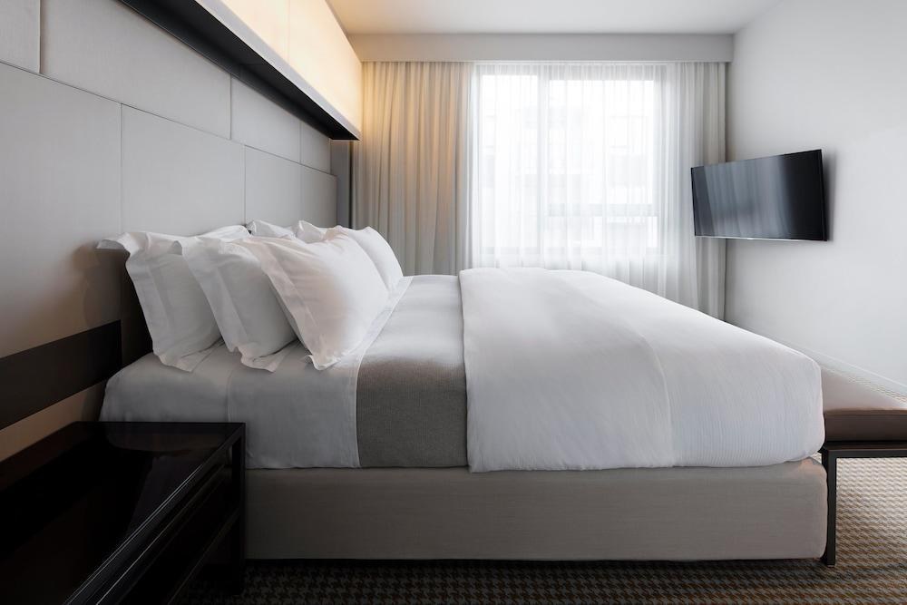 HOTEL REALM photo 3