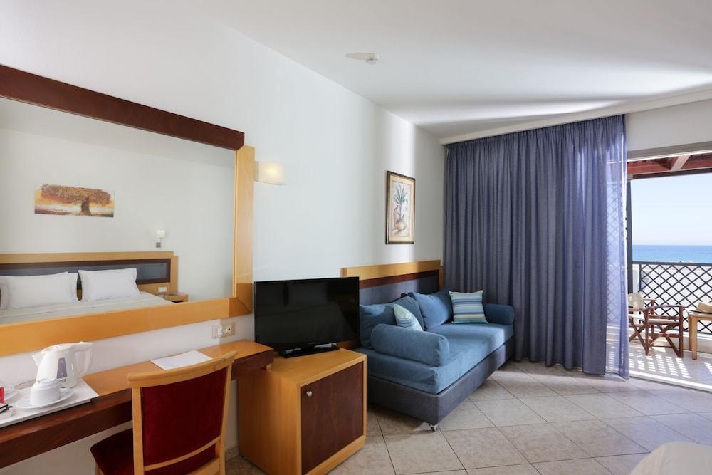 KOSTA MARE PALACE HOTEL CRETE photo 3