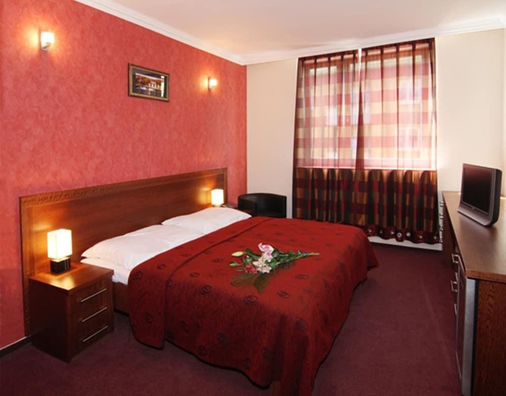 RELAX INN photo 3