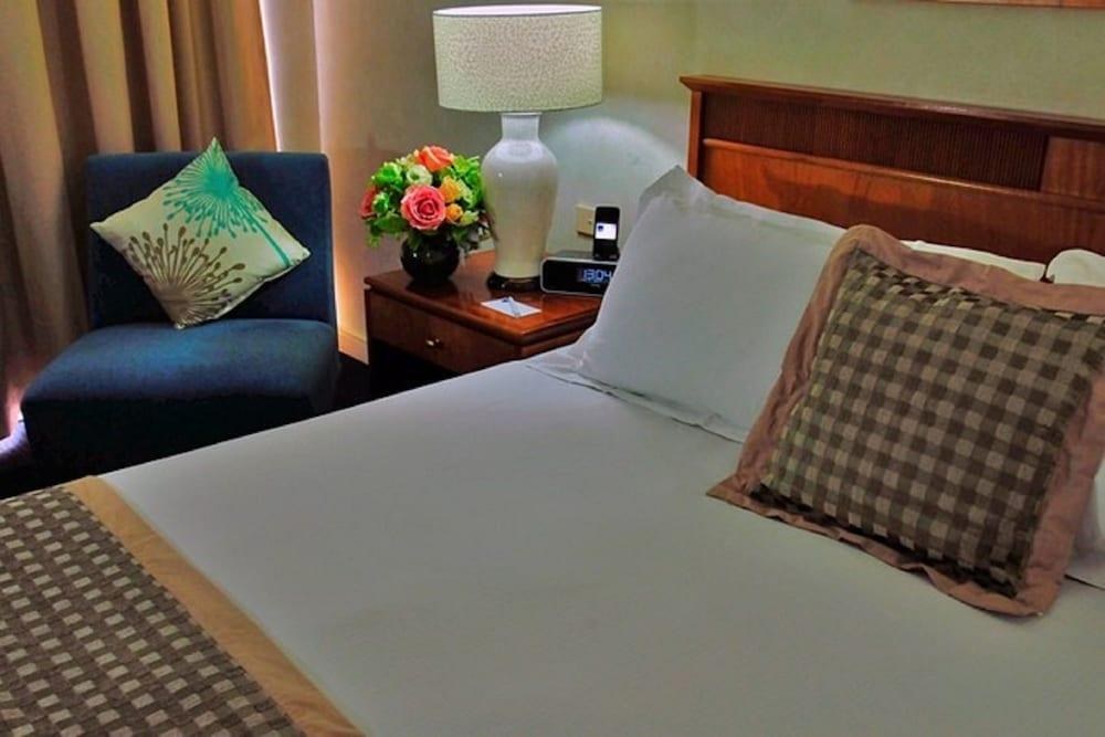 NOVOTEL BRIGHTON BEACH photo 3