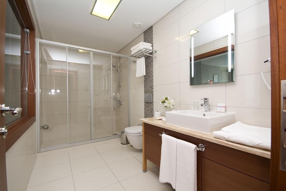 INNPERA HOTEL photo 4